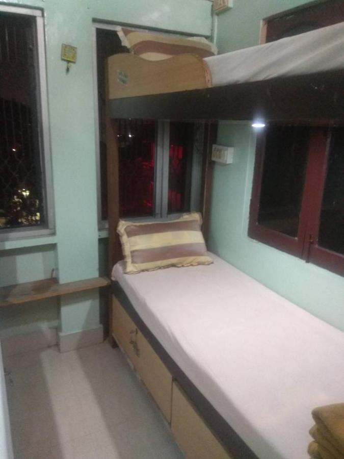 Shiva Guest House Varanasi Bagian luar foto