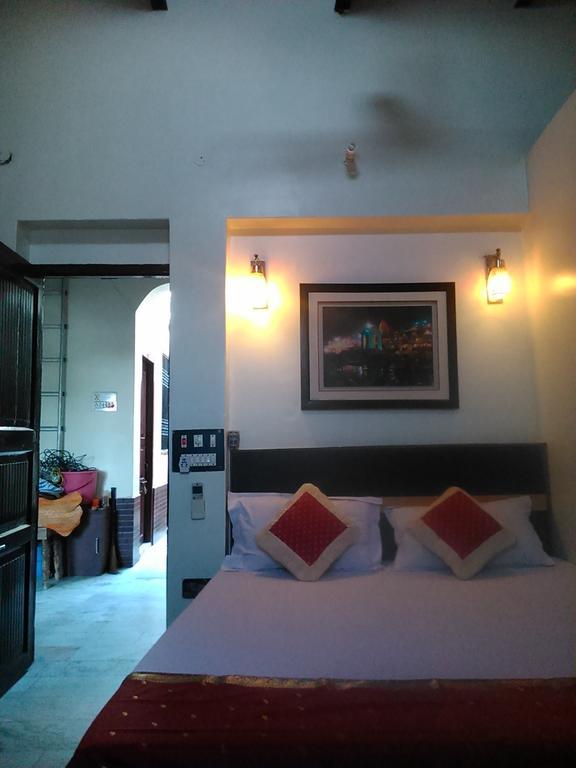 Shiva Guest House Varanasi Bagian luar foto